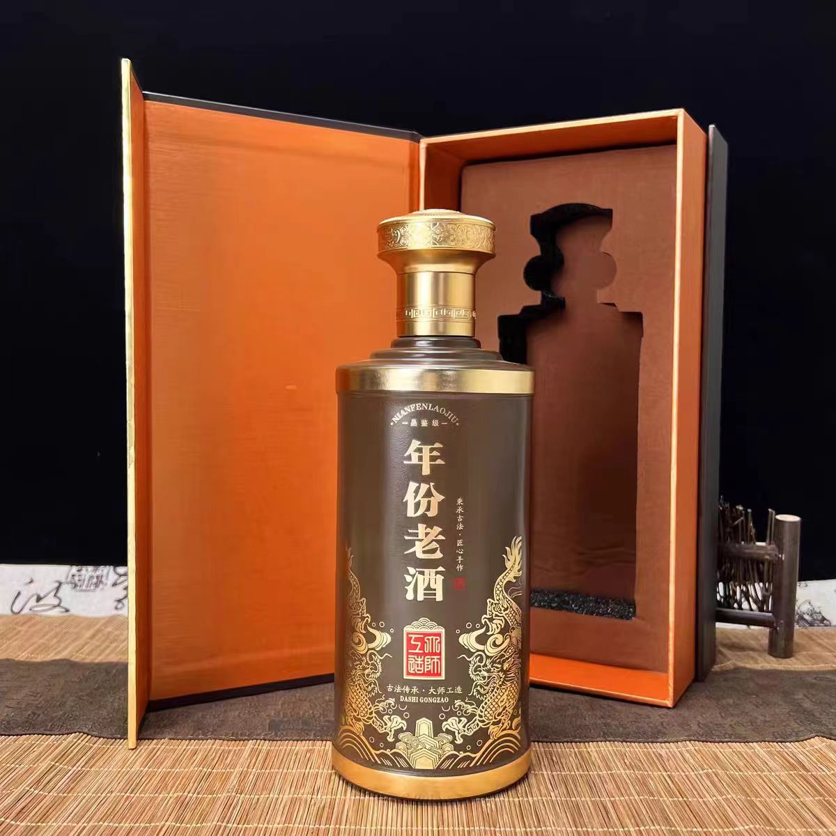 酒包裝盒生產(chǎn)公司--酒盒不只是包裝，更是展示酒品品質(zhì)和品牌形象的窗口（三）